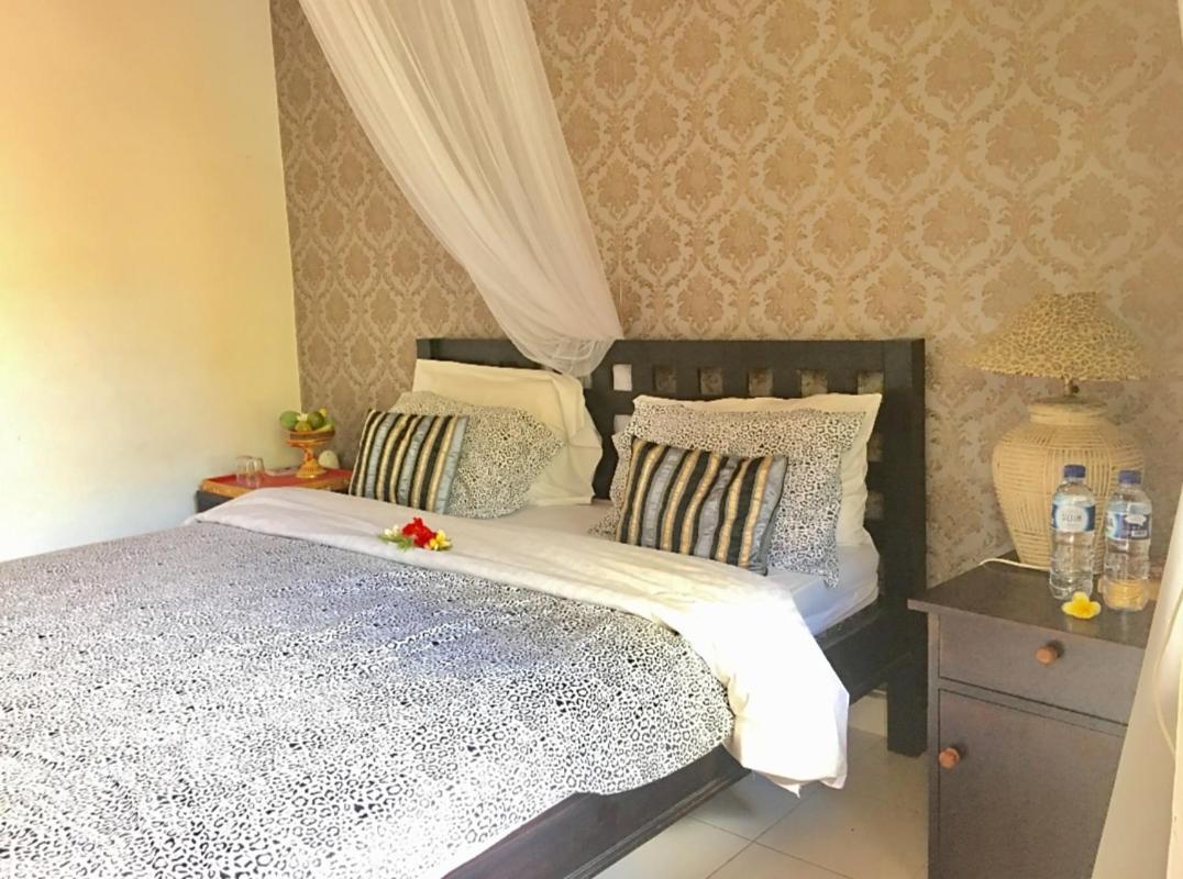 Kubu Verra Seminyak Kuta Lombok Exterior foto